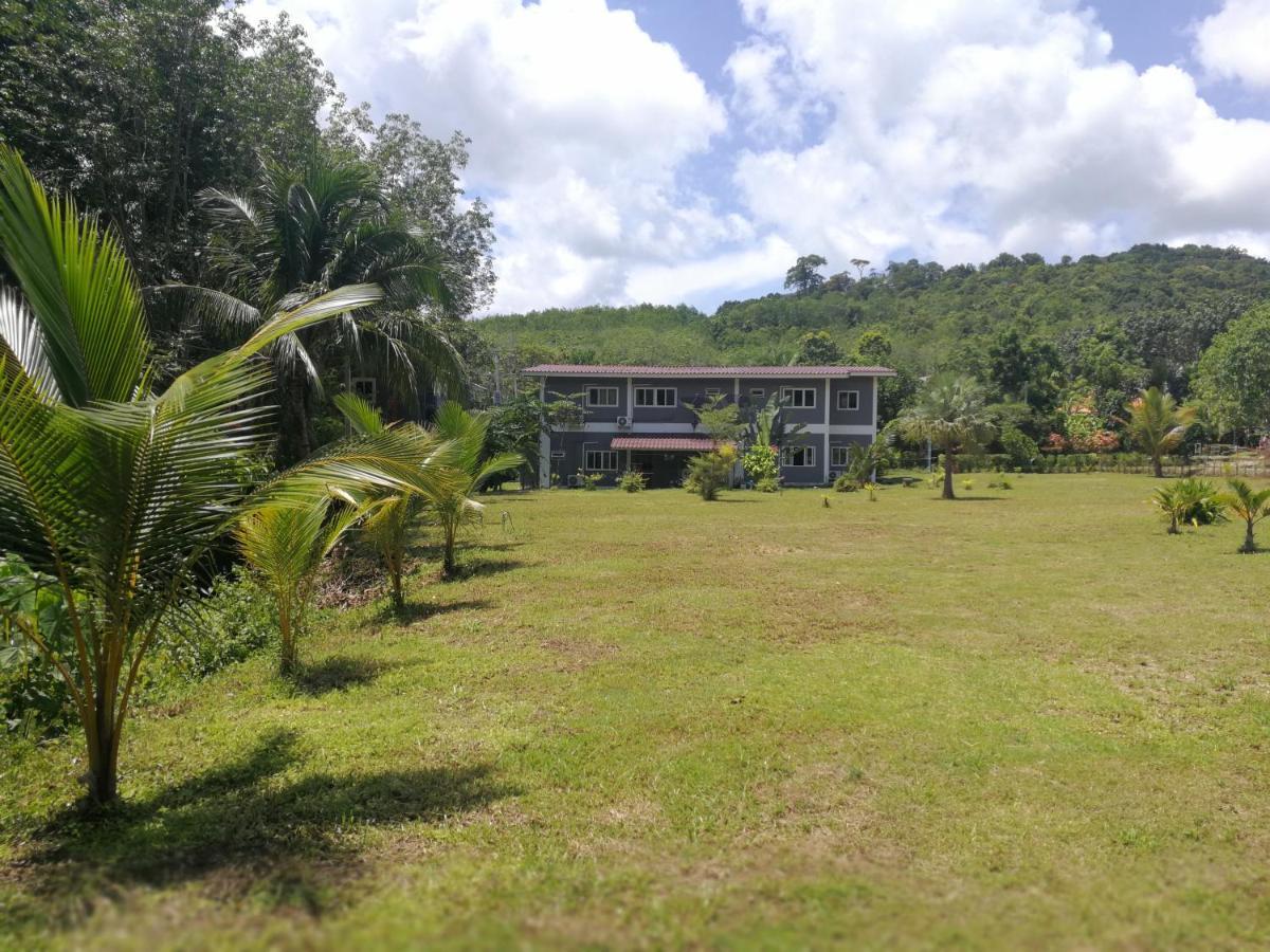 Appartamento Palm Garden House Ko Lanta Esterno foto