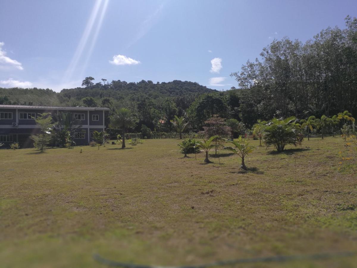 Appartamento Palm Garden House Ko Lanta Esterno foto