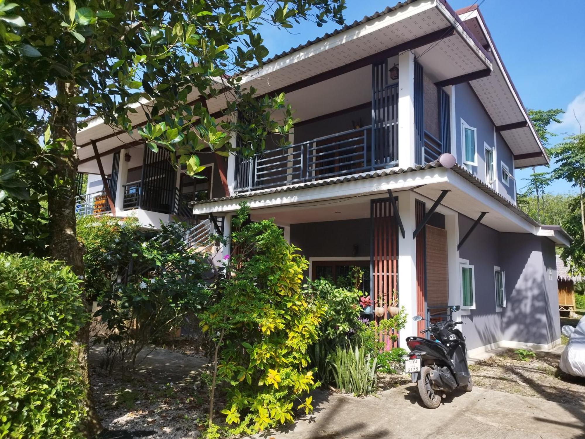 Appartamento Palm Garden House Ko Lanta Esterno foto