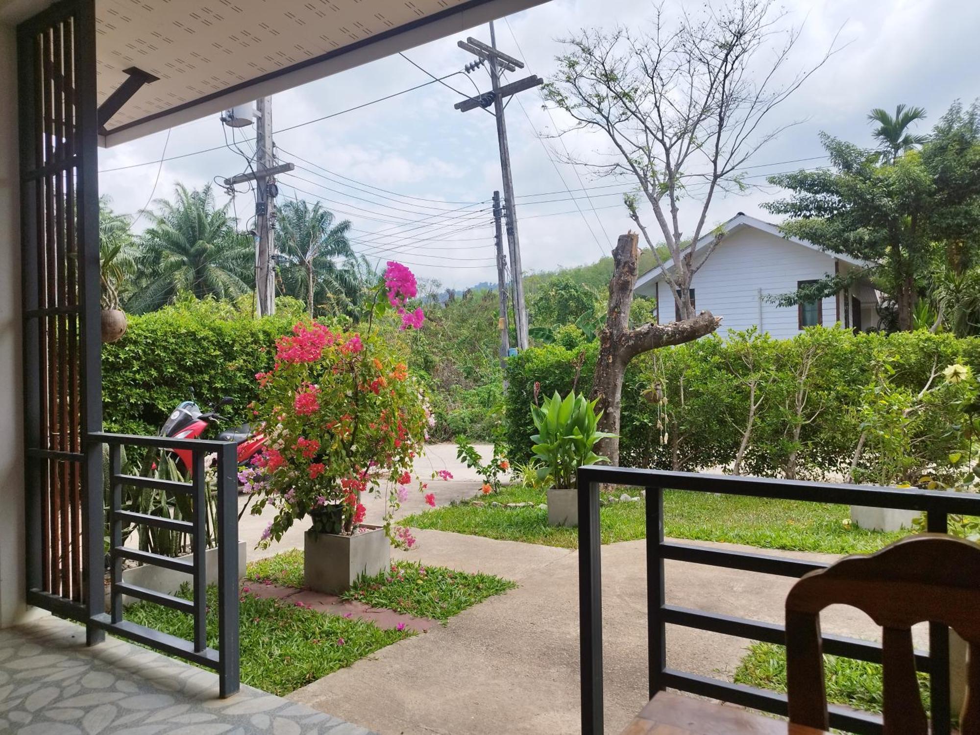 Appartamento Palm Garden House Ko Lanta Esterno foto